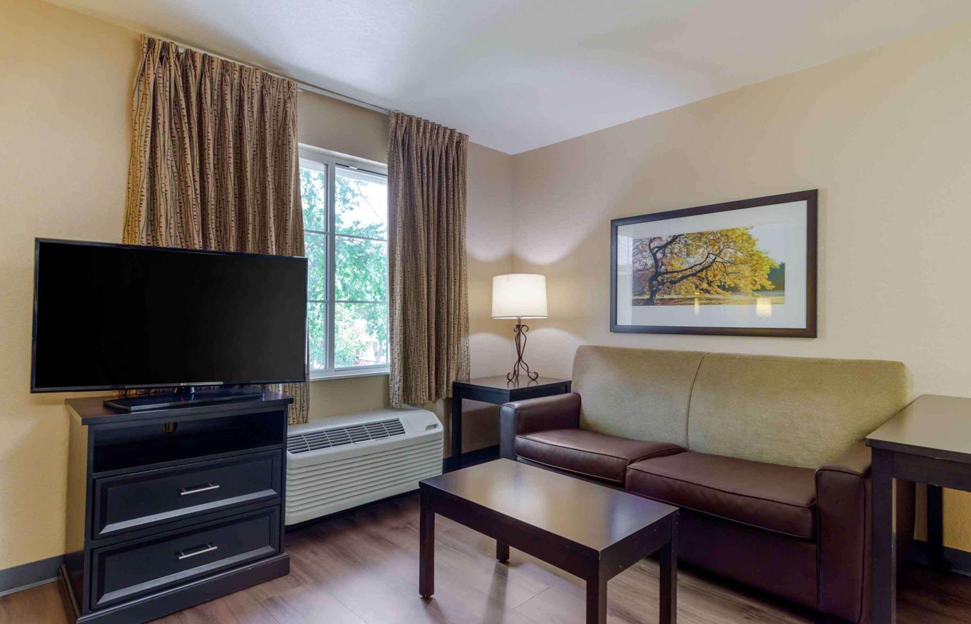 Extended Stay America Select Suites - Atlanta - Perimeter - Peachtree Dunwoody Екстериор снимка