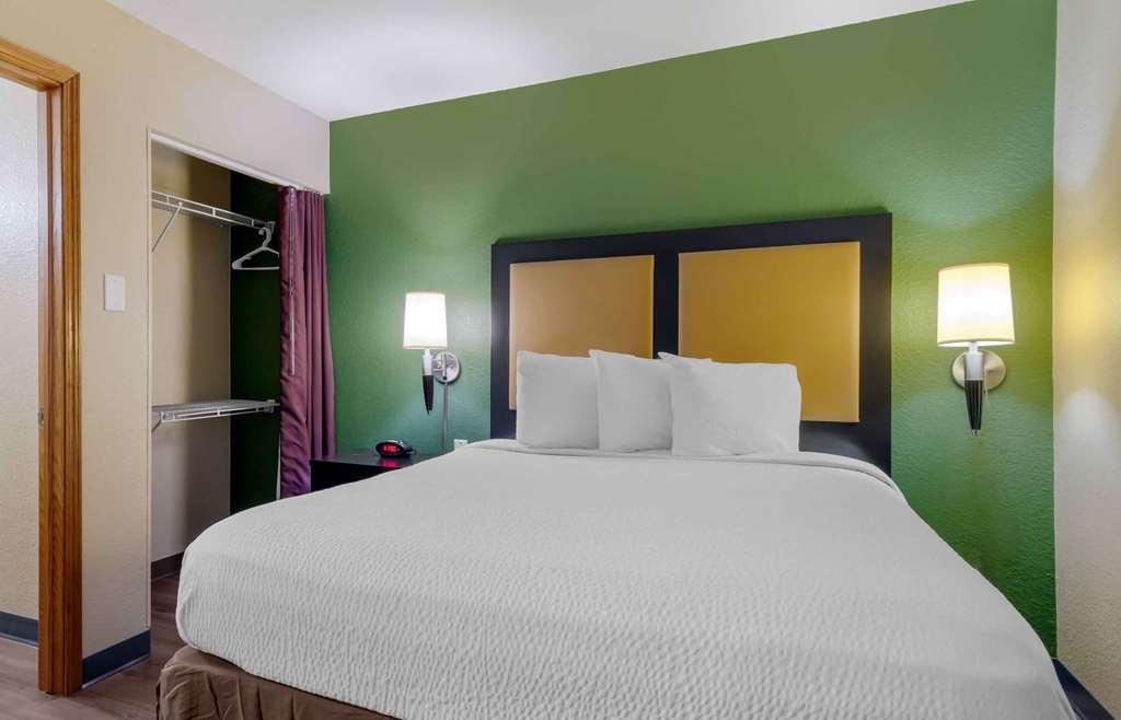 Extended Stay America Select Suites - Atlanta - Perimeter - Peachtree Dunwoody Стая снимка